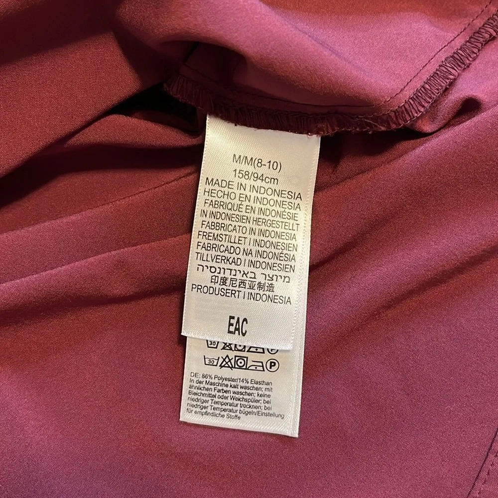 Ex Officio Red button down shirt, long sleeves, vented back, M (8-10) - Picture 8 of 10